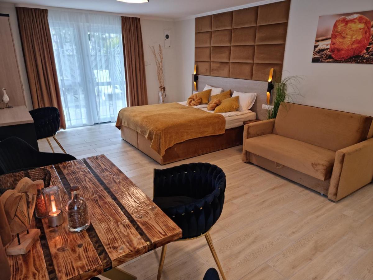 Ambre Mare - Wypoczynek Pod Palmami Bed and Breakfast Pobierowo Eksteriør billede