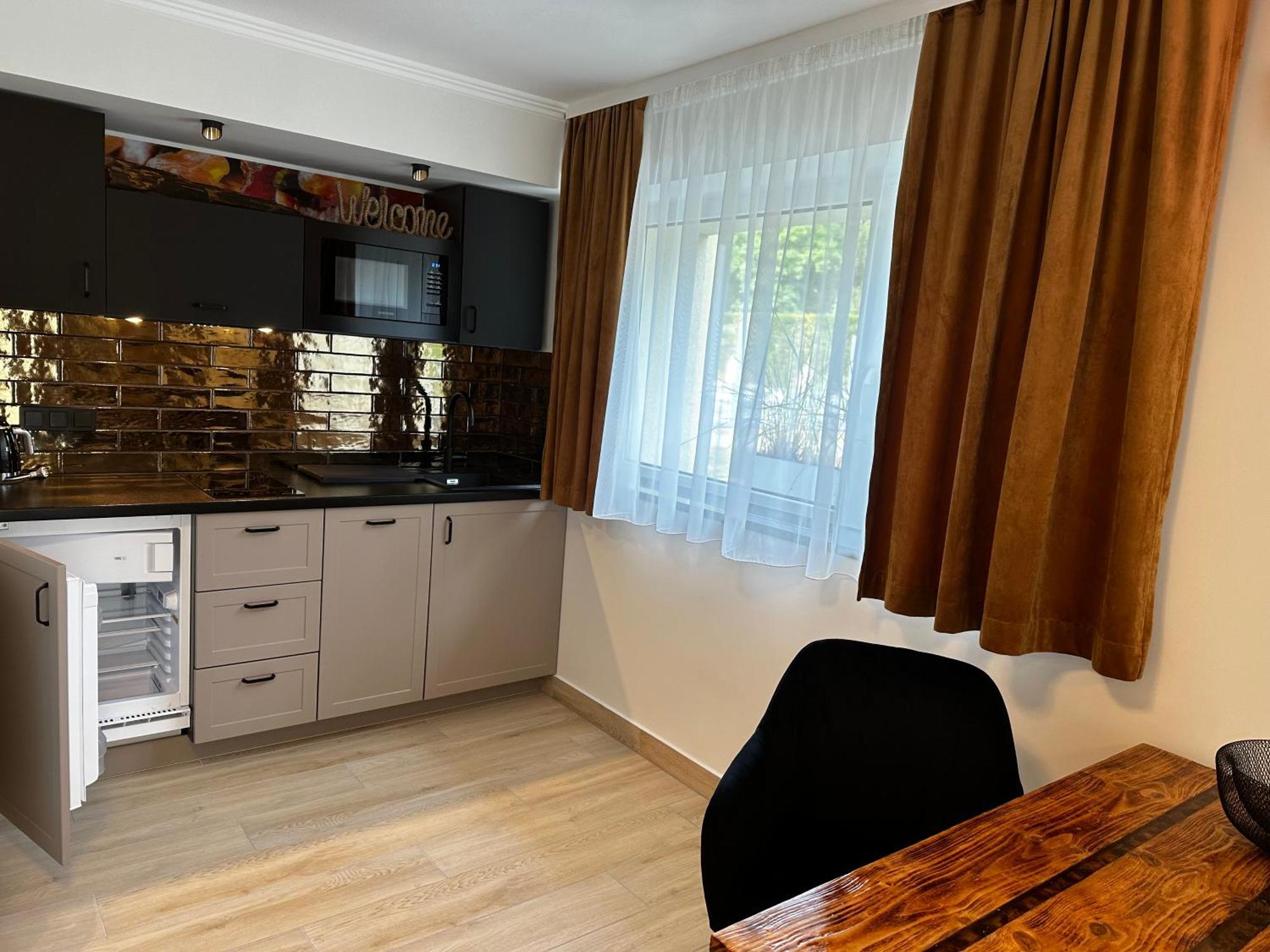 Ambre Mare - Wypoczynek Pod Palmami Bed and Breakfast Pobierowo Eksteriør billede